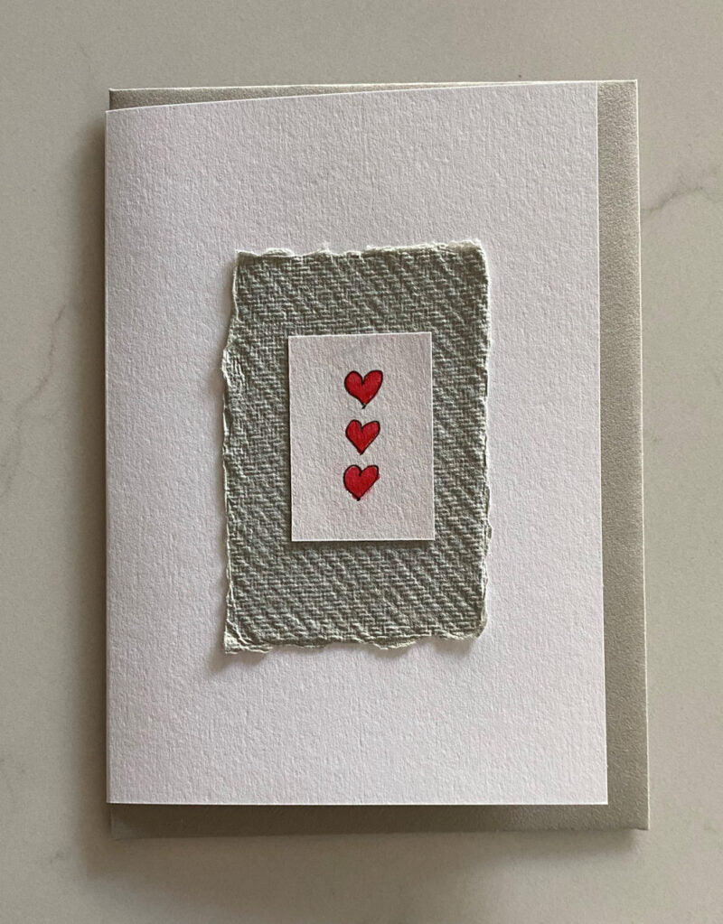 3 Hearts Red
